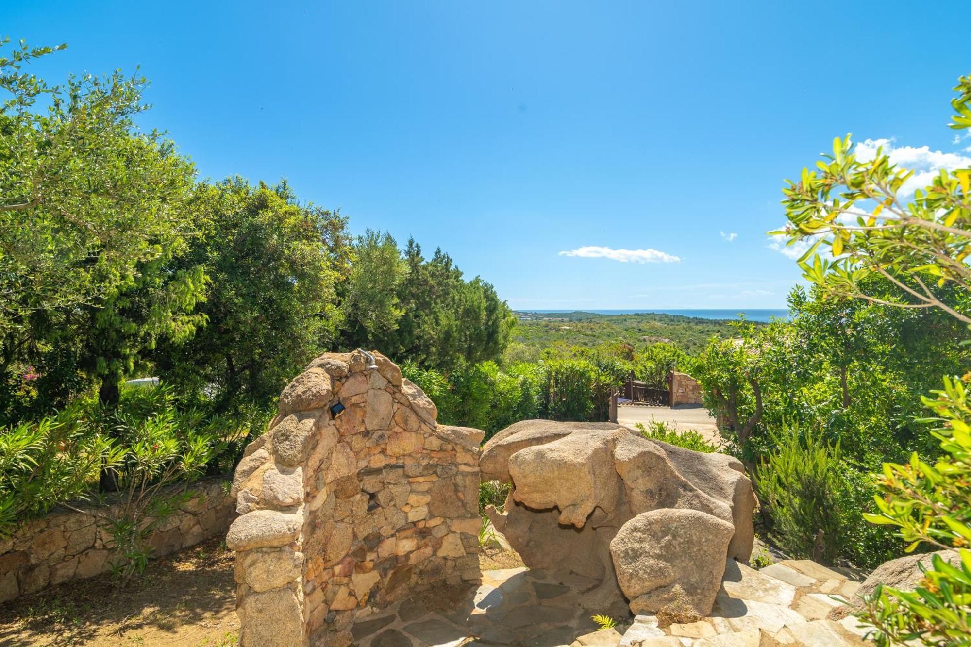 Villa Vista Mare Cala Ginepro Punta Molara Exterior foto